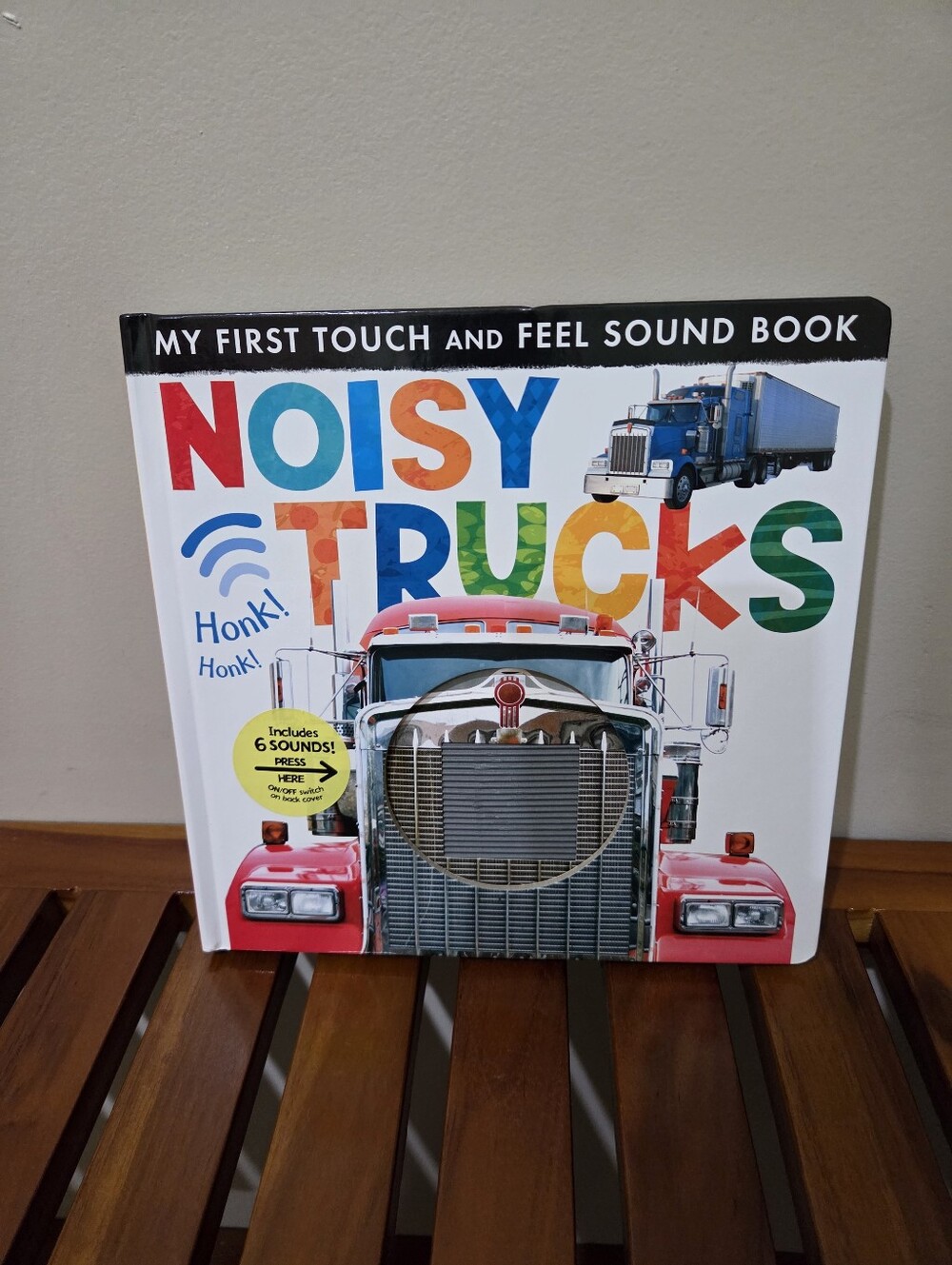 Noisy Trucks Touch & Feel Sound Book - Multicolor